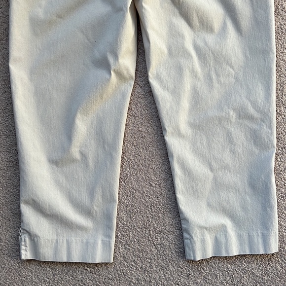 Reitmans Capris - Picture 9 of 9